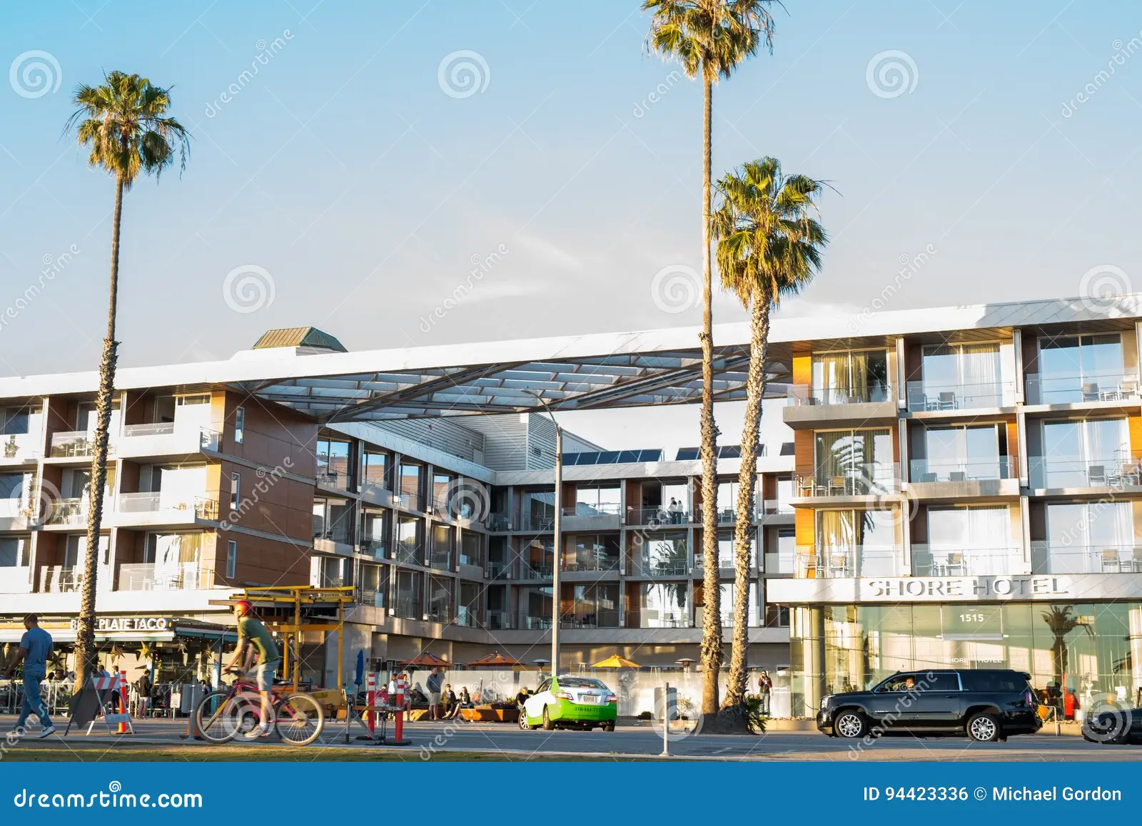 Shore Hotel