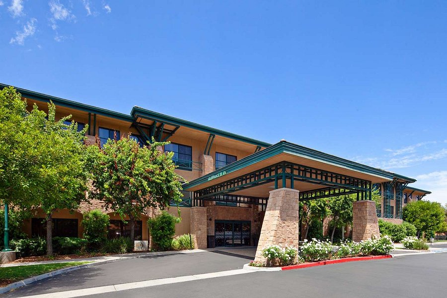 Hampton Suites Agoura Hills