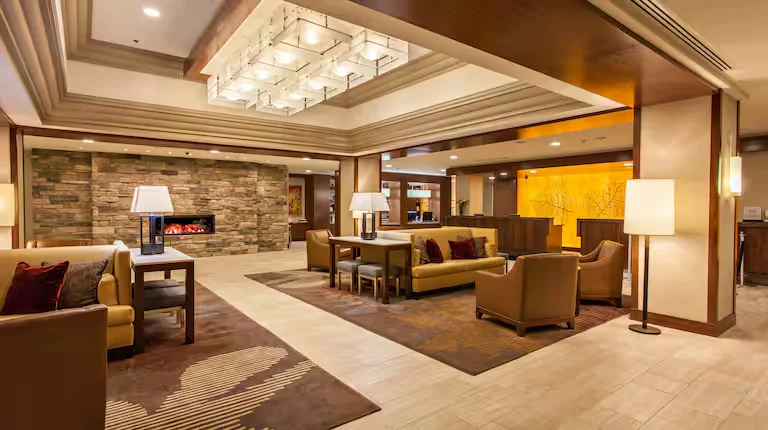 DoubleTree Pittsburgh Green Tree – Event Venue in Pittsburgh, Pennsylvania