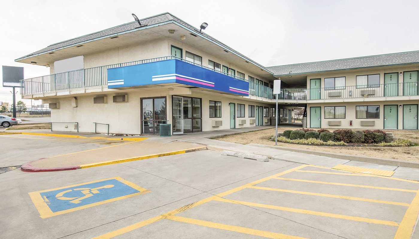 Regency Inn Tulsa West