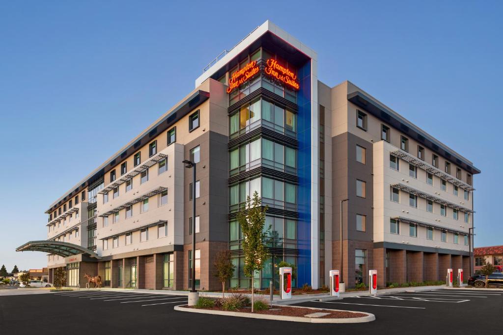 Hampton Suites San Mateo San Francisco Airport