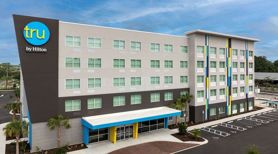 Tru by Hilton Jacksonville South I95